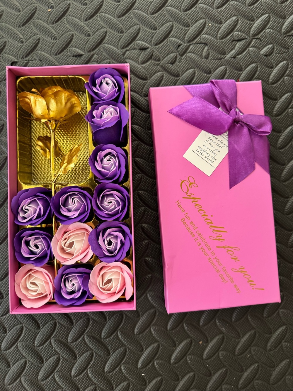 Pink Gift Box with Purple & Pink Soap Roses and Gold forever Rose gift NWT